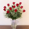 One dozen red roses classic